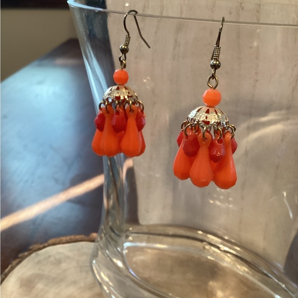 Vintage Orange Earrings - Picture 5 of 5
